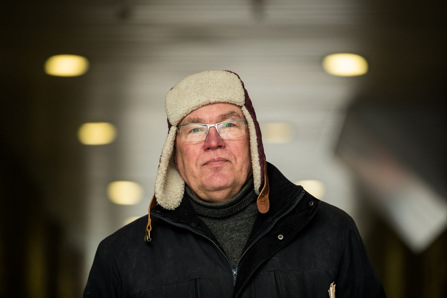 Ehitaja Heiki Tomsoni sõnul on kogu Eesti ehitussektor musta ning alamakstud tööjõu tõttu kõvasti maha jäänud ning lootust, et kalevipojad koju ehitama tuleks, ei paista.