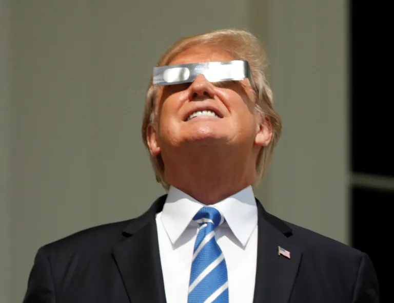 USA 14 osariigis nägi eile täielikku päikesevarjutust, teistes osariikides osalist varjutust. USA president Donald Trump